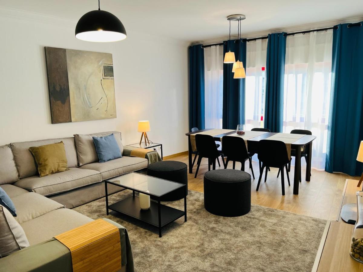 Beautiful Apartment - Family And Group Of Friends Povoa de Santa Iria Luaran gambar
