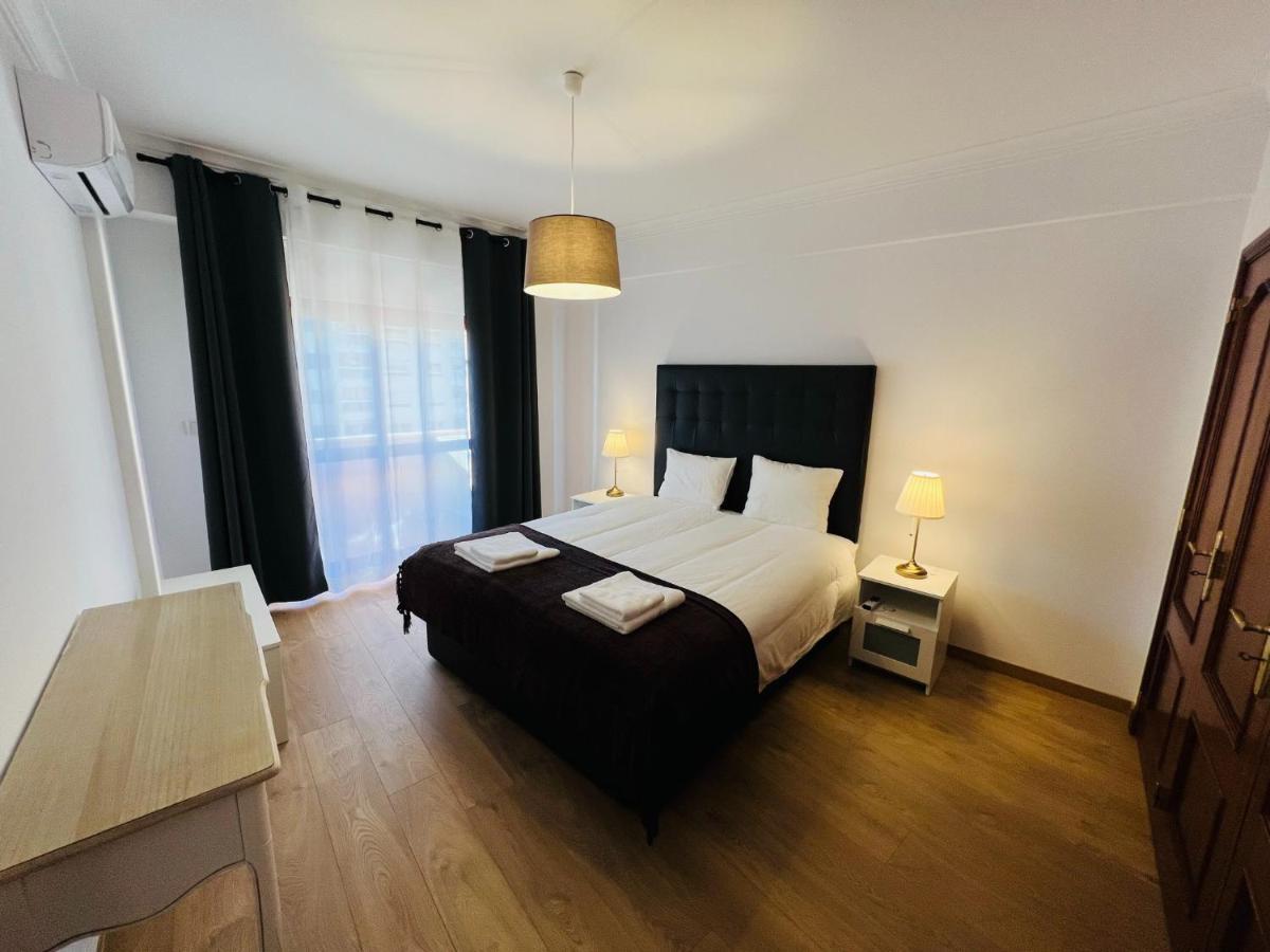 Beautiful Apartment - Family And Group Of Friends Povoa de Santa Iria Luaran gambar