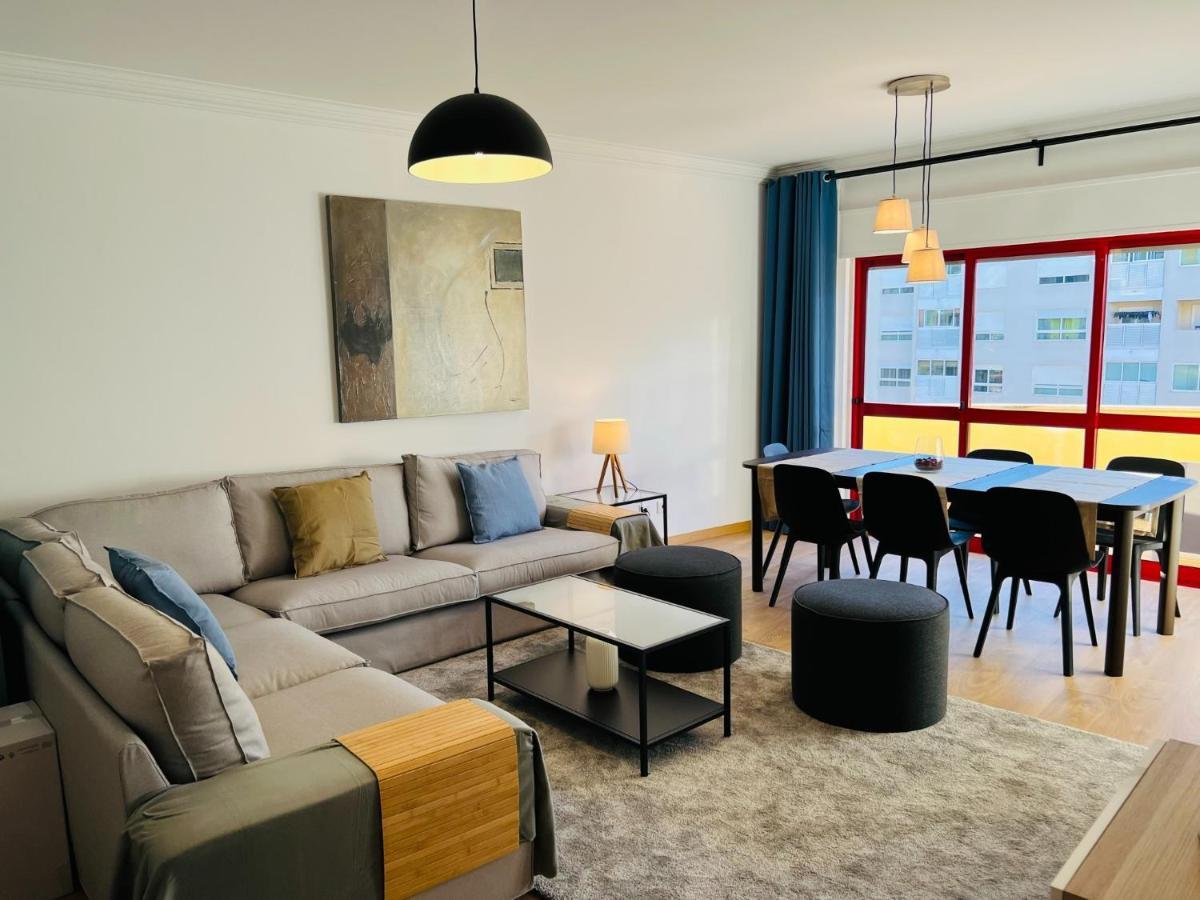Beautiful Apartment - Family And Group Of Friends Povoa de Santa Iria Luaran gambar