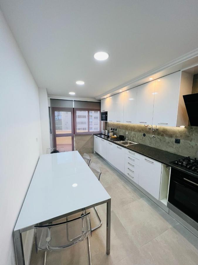 Beautiful Apartment - Family And Group Of Friends Povoa de Santa Iria Luaran gambar