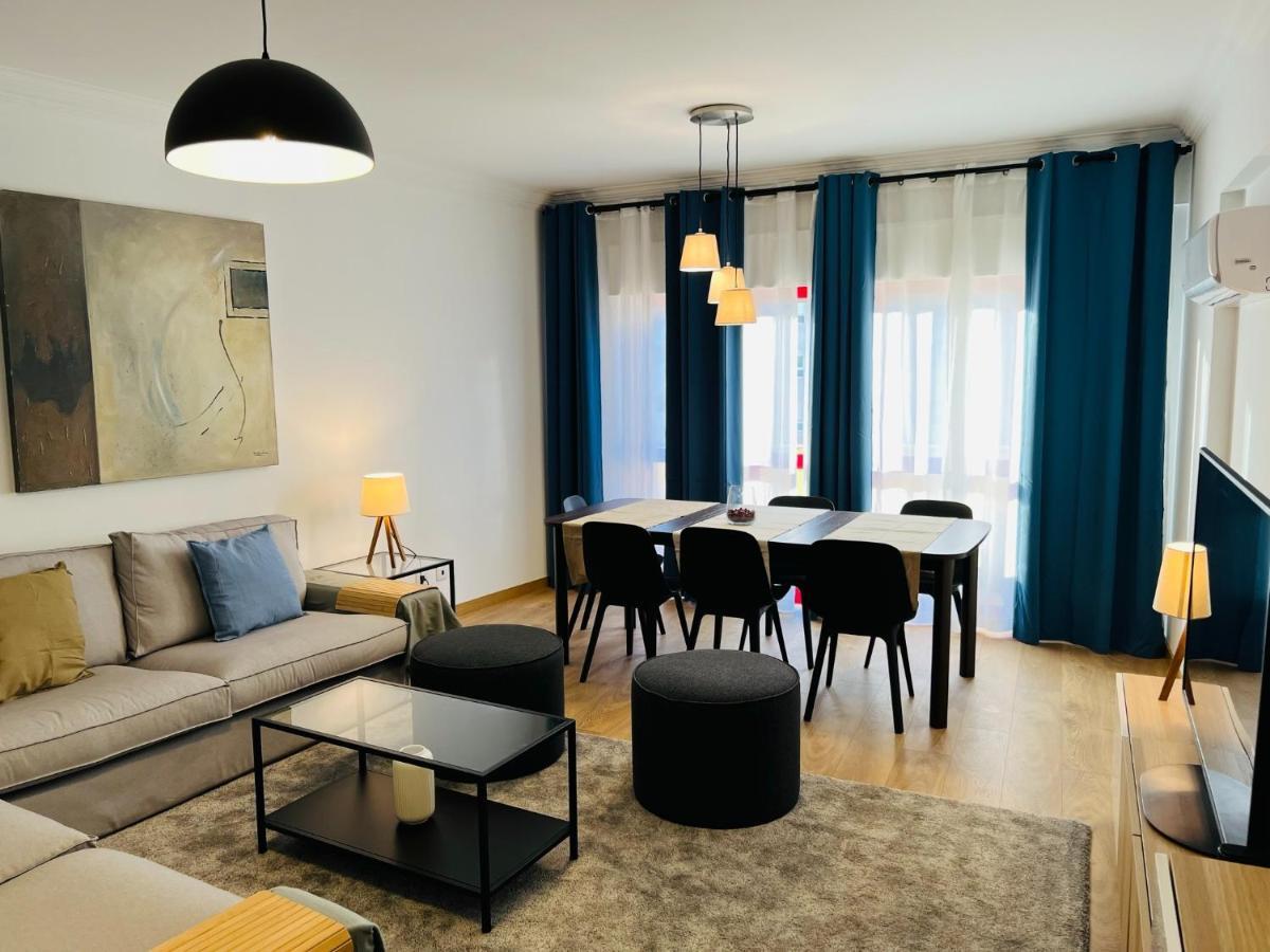 Beautiful Apartment - Family And Group Of Friends Povoa de Santa Iria Luaran gambar