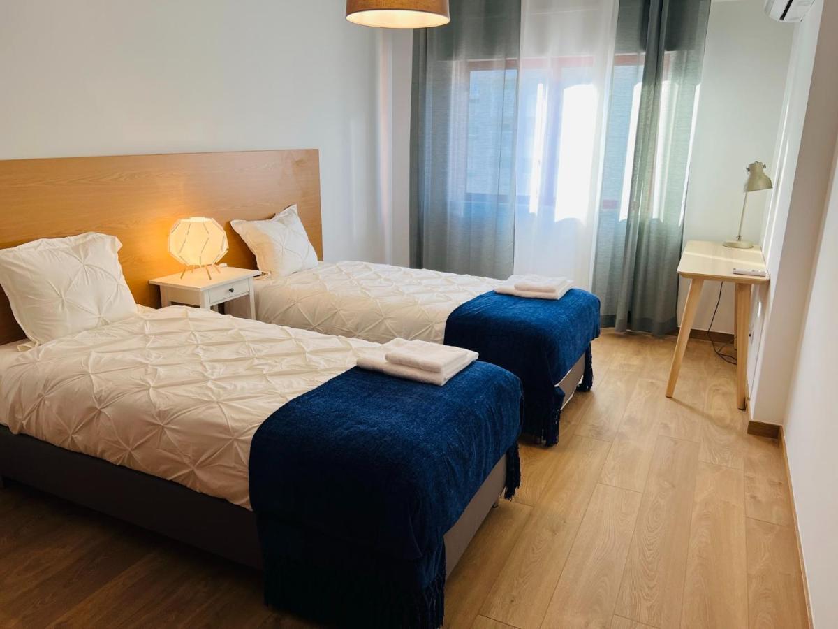 Beautiful Apartment - Family And Group Of Friends Povoa de Santa Iria Luaran gambar