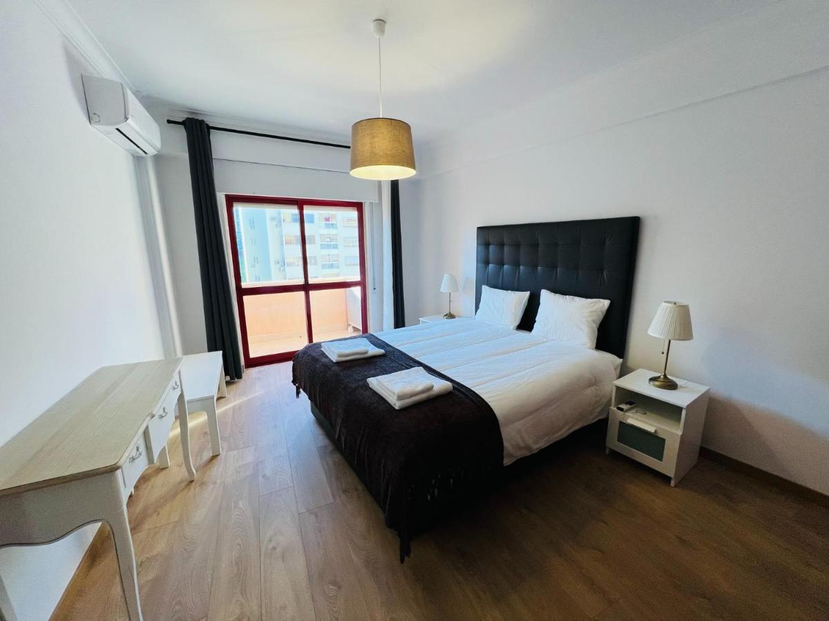 Beautiful Apartment - Family And Group Of Friends Povoa de Santa Iria Luaran gambar