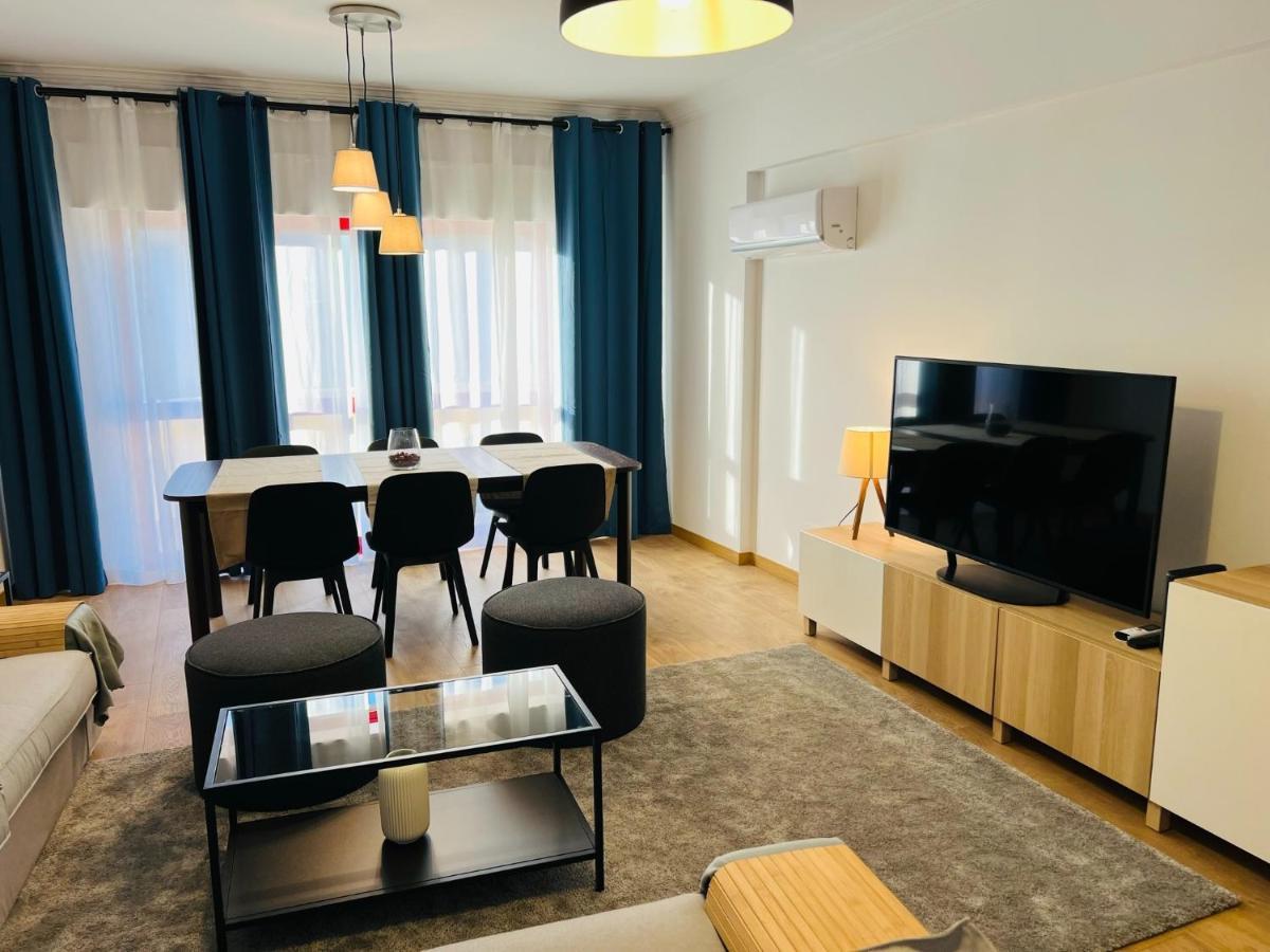 Beautiful Apartment - Family And Group Of Friends Povoa de Santa Iria Luaran gambar