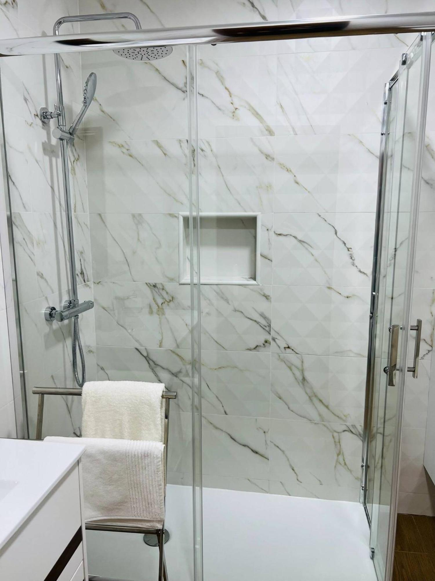 Beautiful Apartment - Family And Group Of Friends Povoa de Santa Iria Luaran gambar