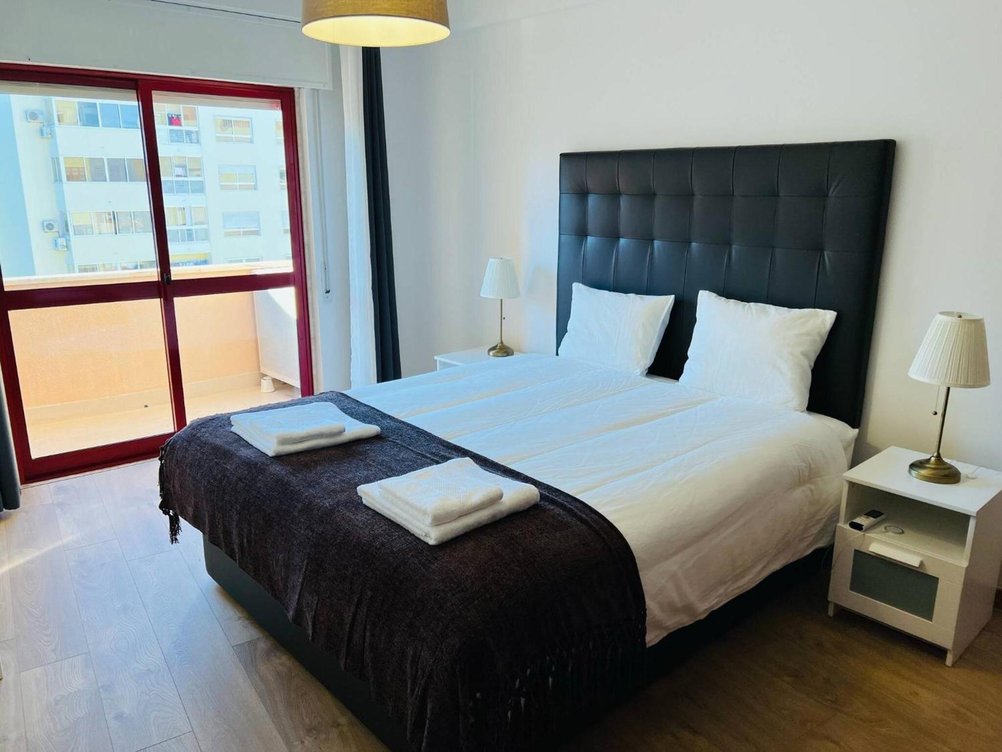 Beautiful Apartment - Family And Group Of Friends Povoa de Santa Iria Luaran gambar